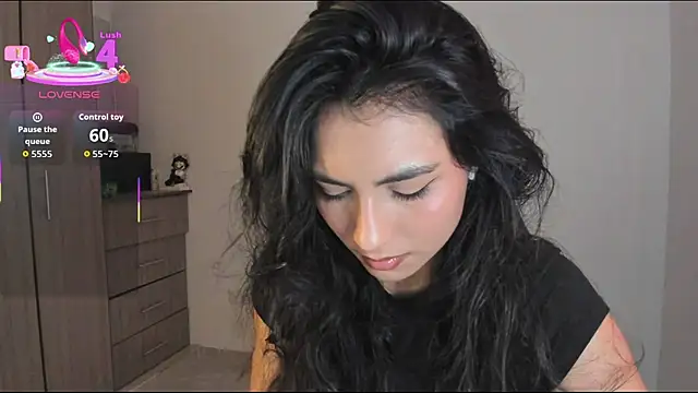 Dahian-peach online show from November 1, 2025, 8:36 pm