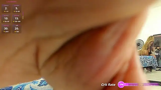 Alishagoddes online show from October 3, 2025, 3:09 am