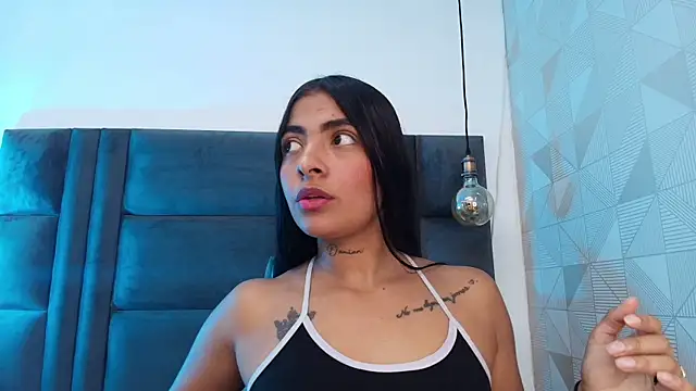 hot dione online show from October 8, 2025, 7:14 pm