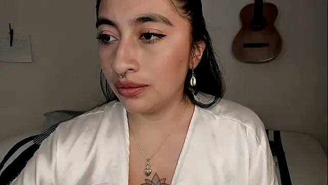 LisaHadwin online show from July 29, 2026, 5:23 pm