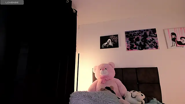 satanbabee online show from July 16, 2026, 1:02 am
