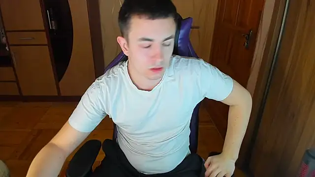 bigmark033 online show from March 3, 2025, 11:00 am