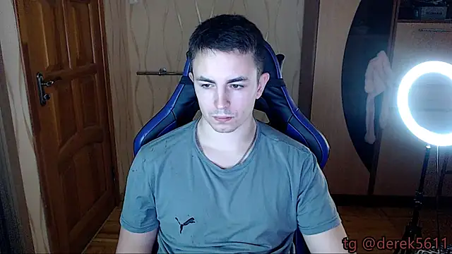 bigmark033 online show from November 12, 2025, 4:55 pm