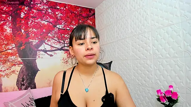 Alessandraa ferri  online show from February 15, 2025, 9:06 pm