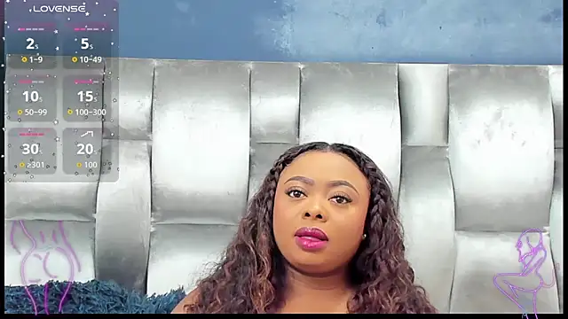 CamilaBenitez online show from September 30, 2025, 8:59 pm