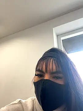 Nicolle foxy online show from November 9, 2025, 6:12 pm