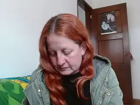 ViioletaMora online show from October 18, 2025, 8:33 pm