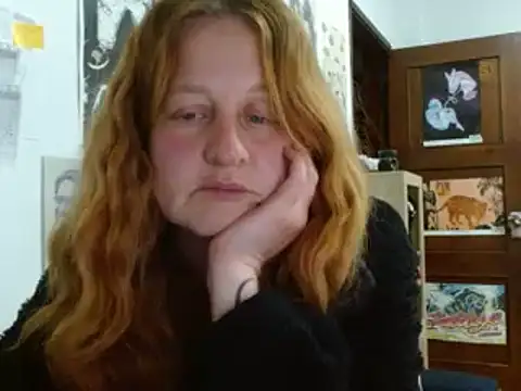 ViioletaMora online show from June 30, 2026, 4:34 am