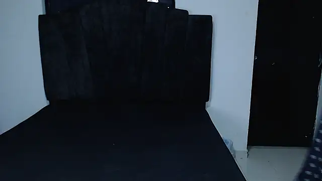 Snapshot of Ariel_Zeo1 chatting on March 17, 2026, 7:50 pm Ariel Zeo1 online show from March 17, 2026, 7:50 pm