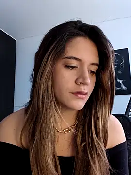 maliciaworld online show from October 16, 2025, 6:38 pm