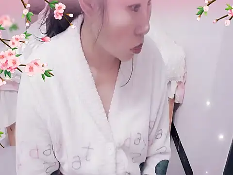 xiaoxuer online show from March 18, 2025, 4:51 am