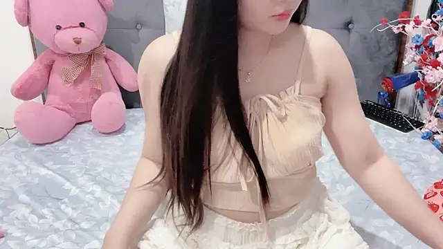 Funikio online show from May 11, 2026, 1:18 am