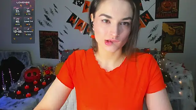 Camilla  one   online show from October 28, 2025, 1:17 am