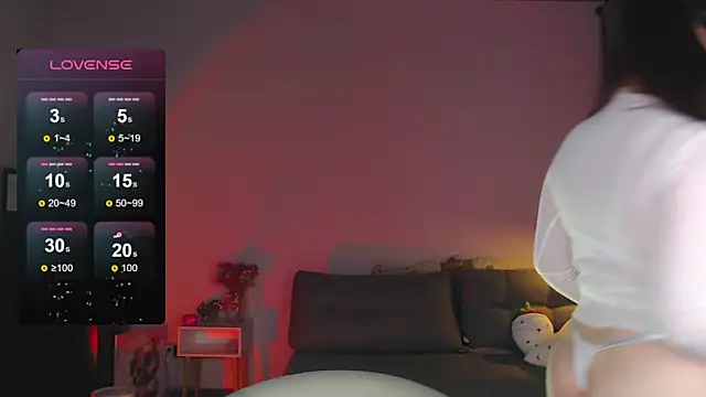 sensual me online show from December 28, 2024, 4:52 pm