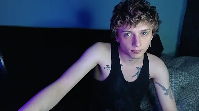 axxxturel online show from March 17, 2025, 5:16 pm