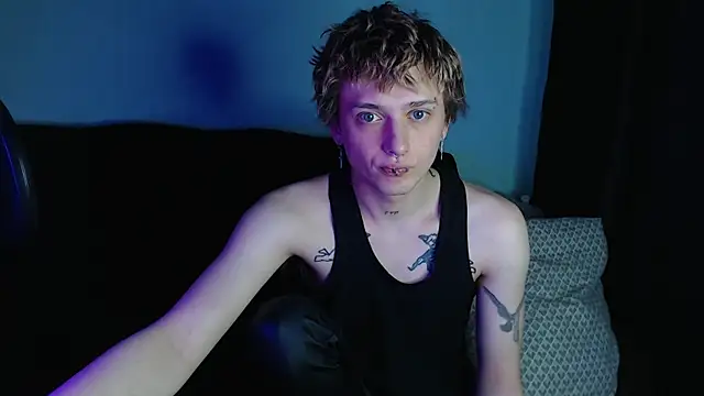 axxxturel online show from February 26, 2025, 4:30 am