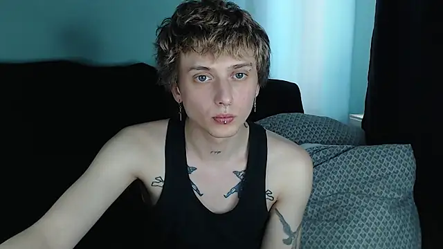 axxxturel online show from February 26, 2025, 10:49 am