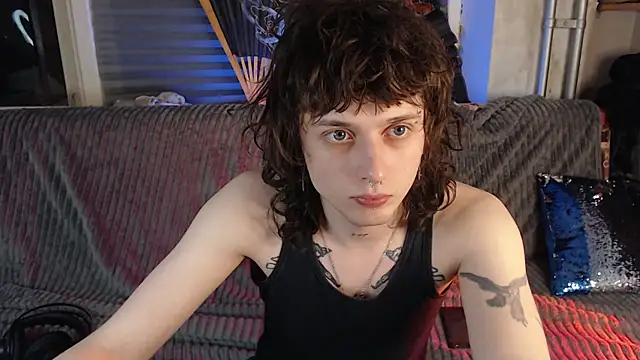 axxxturel online show from April 26, 2026, 9:12 pm