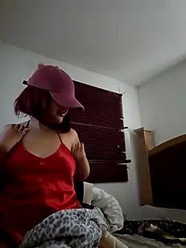 sexycaramelthang44 online show from February 6, 2026, 8:54 am