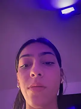 Ema azel online show from March 22, 2025, 7:42 pm