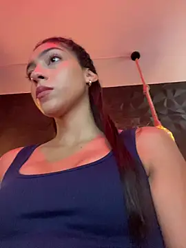 Ema azel online show from October 8, 2025, 2:40 pm