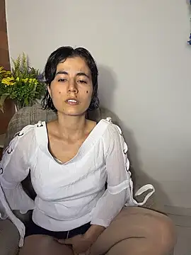 kanela3434 online show from January 17, 2026, 10:57 pm