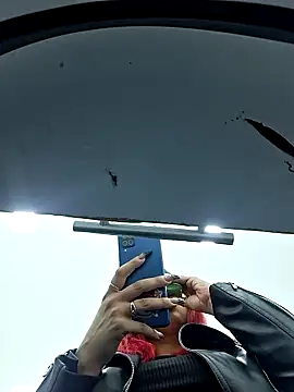 EvaaFoxxy1 online show from October 4, 2025, 2:24 am