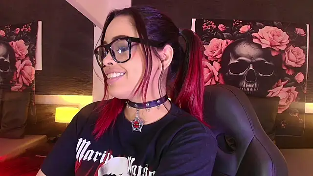 EvaaFoxxy1 online show from April 22, 2026, 12:34 pm