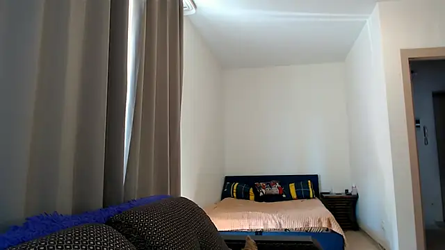 Helen Adams  online show from June 2, 2026, 6:46 am
