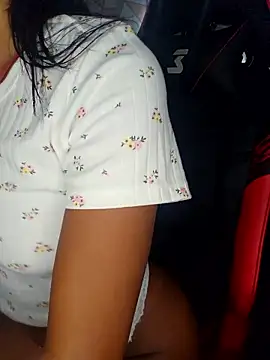 moreninhasilva online show from January 8, 2026, 11:44 pm