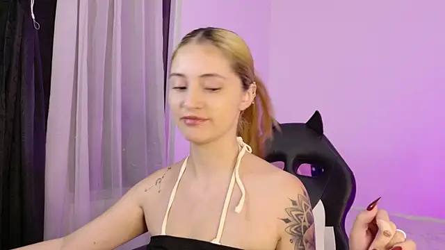 annie mora online show from May 29, 2026, 1:11 am