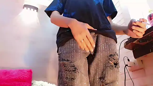 Daniela Pink  online show from October 19, 2025, 9:28 pm