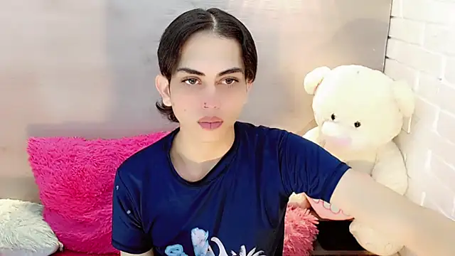 Daniela Pink  online show from September 10, 2025, 7:46 pm