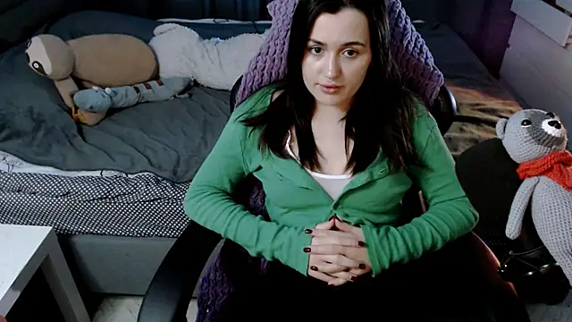 KiraYammy online show from January 17, 2025, 1:36 am