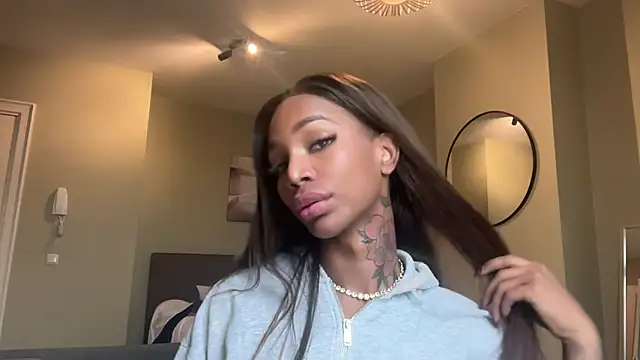  lizsamantha online show from February 6, 2026, 11:28 am