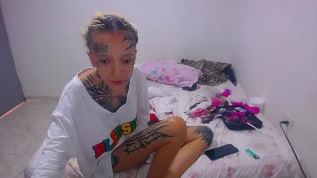 barbara anal squirt  online show from April 25, 2026, 7:33 pm