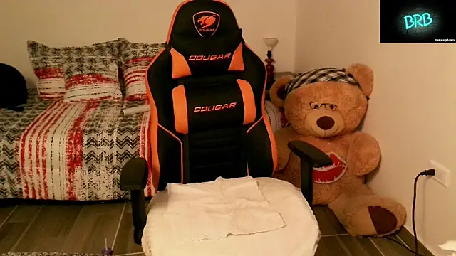 KRISTAL  JACKSON online show from March 18, 2025, 9:01 am