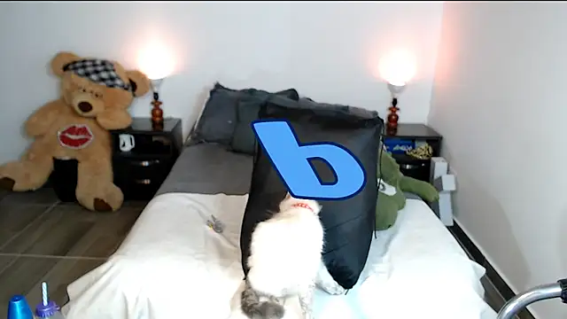 KRISTAL  JACKSON online show from March 6, 2025, 6:19 am