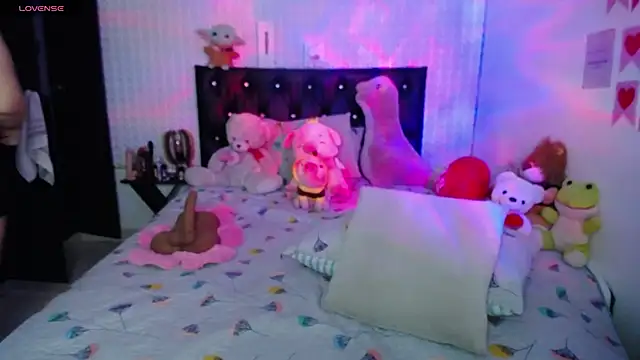 redgirlofficial online show from March 2, 2025, 11:28 pm