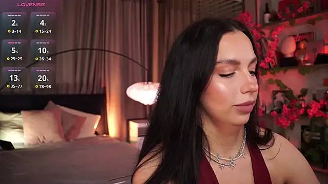 LunaNight online show from September 21, 2025, 8:36 pm