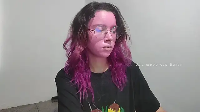 WandaDoll online show from December 16, 2025, 12:09 pm