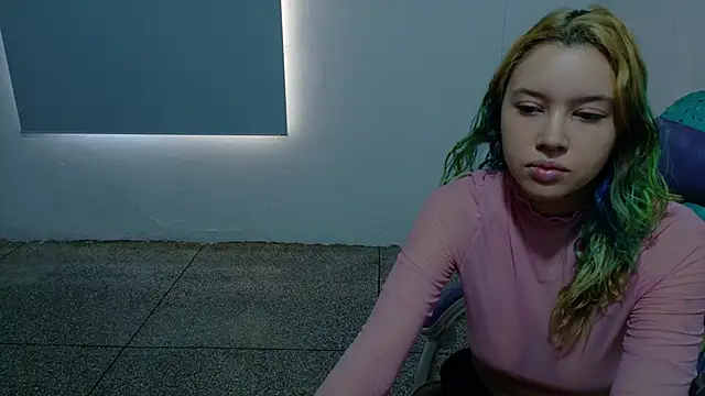 Snapshot of WandaDoll chatting on February 16, 2026, 12:04 pm WandaDoll online show from February 16, 2026, 12:04 pm