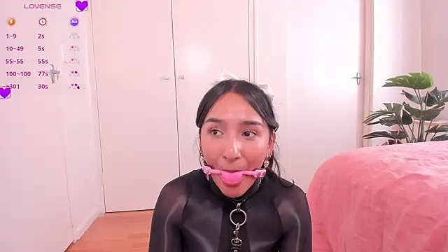 Snapshot of _sandy_s chatting on February 5, 2025, 3:23 am sandy s online show from February 5, 2025, 3:23 am