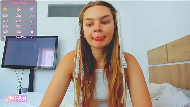 Molly sweetie online show from May 24, 2026, 6:46 am
