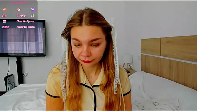 Molly sweetie online show from February 28, 2026, 7:08 am