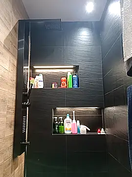 Sweet bear69 online show from February 5, 2025, 9:50 pm