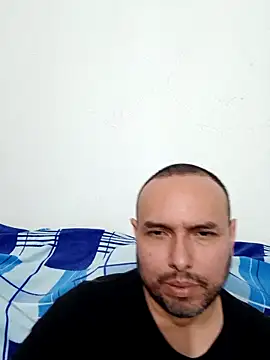 Snapshot of ElSunEagle chatting on February 18, 2026, 1:14 am ElSunEagle online show from February 18, 2026, 1:14 am