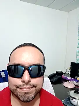 Snapshot of ElSunEagle chatting on March 22, 2026, 4:16 am ElSunEagle online show from March 22, 2026, 4:16 am