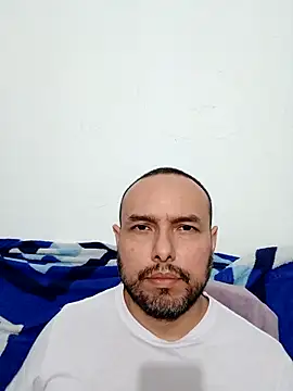 Snapshot of ElSunEagle chatting on February 22, 2026, 2:36 am ElSunEagle online show from February 22, 2026, 2:36 am