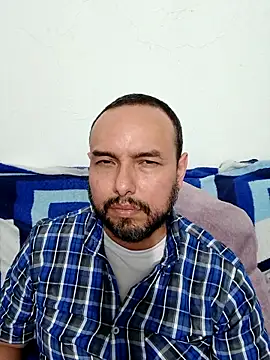 Snapshot of ElSunEagle chatting on March 8, 2026, 12:27 am ElSunEagle online show from March 8, 2026, 12:27 am